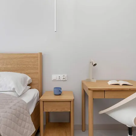 Modern Near The Sea With Parking & Air Conditioning By Renters Apartment Gdansk