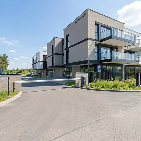 Modern Near The Sea With Parking & Air Conditioning By Renters 公寓 *